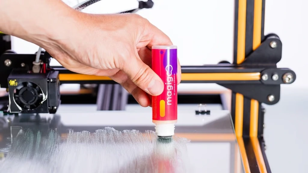 Magigoo؛ چسب تخصصی با اپلیکاتور استیکی برای چاپ سه‌بعدی
